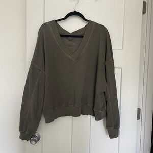Olive Aerie Pull-over